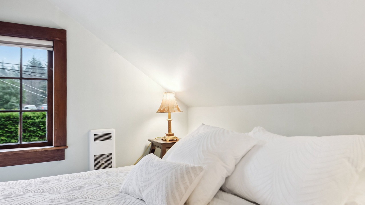 Photo of Bedroom in Shawnigan Lake