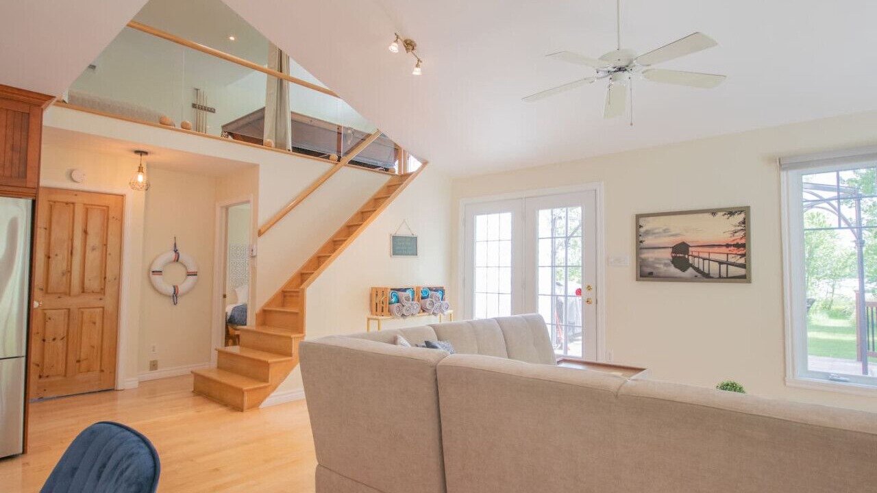 Photo of Livingroom in Saint-Remi-de-Tingwick