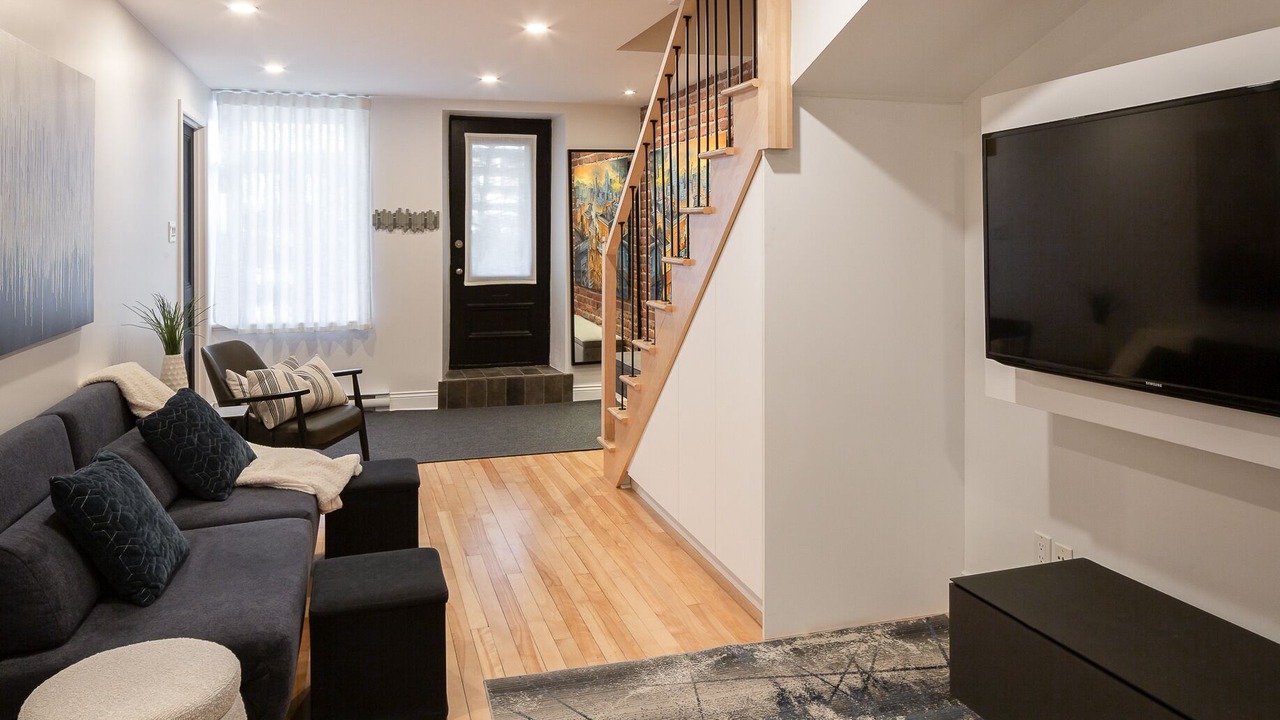 Photo of Livingroom in Montcalm