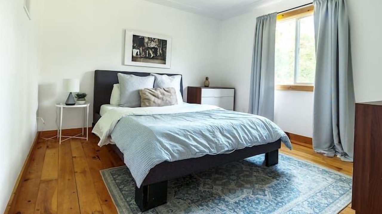 Photo of Bedroom in Picton