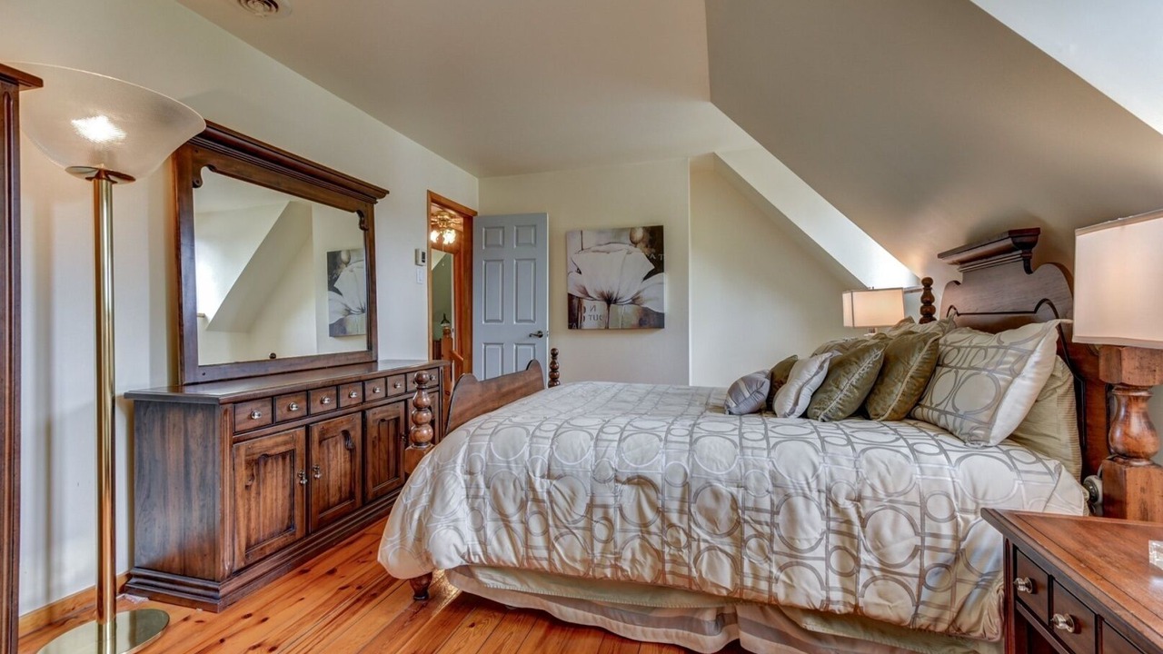 Photo of Bedroom in St. Jerome