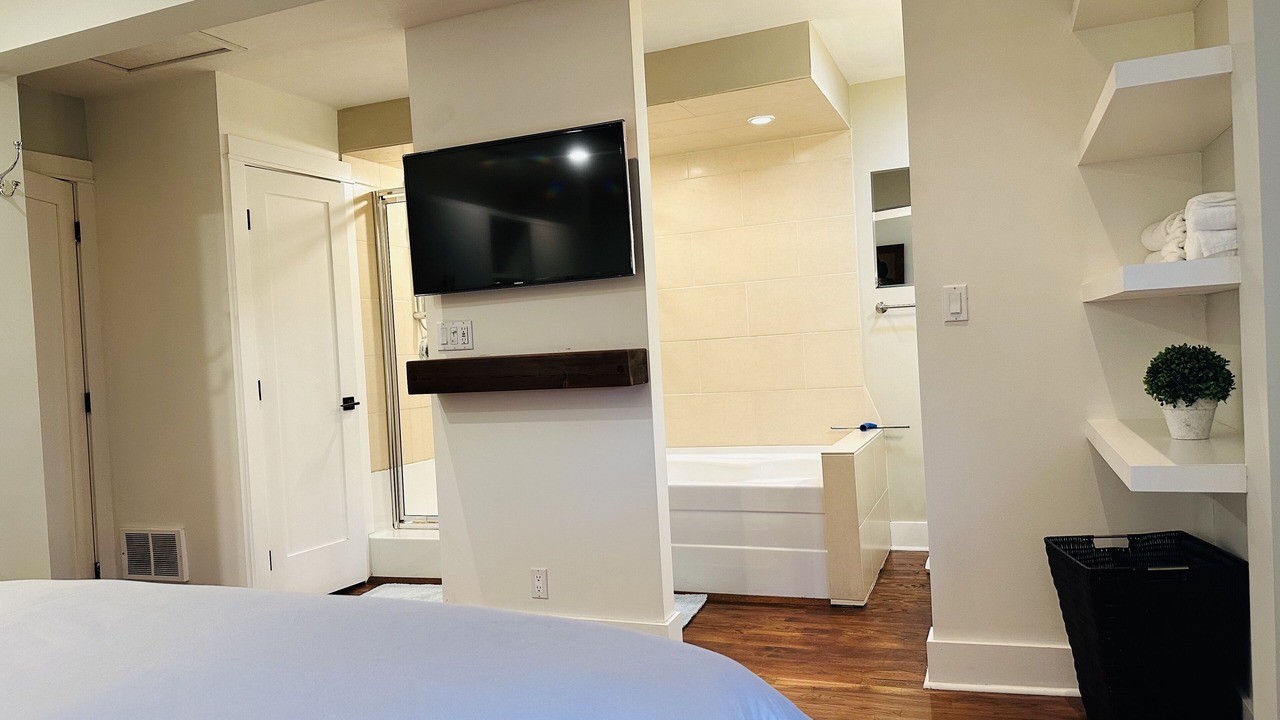 Photo of Bedroom in South Central