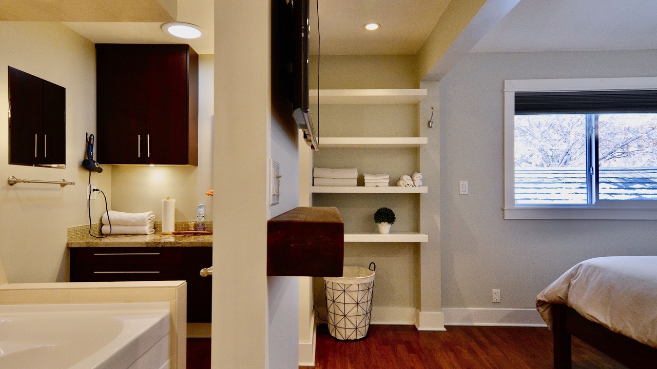 Photo of Bedroom in South Central