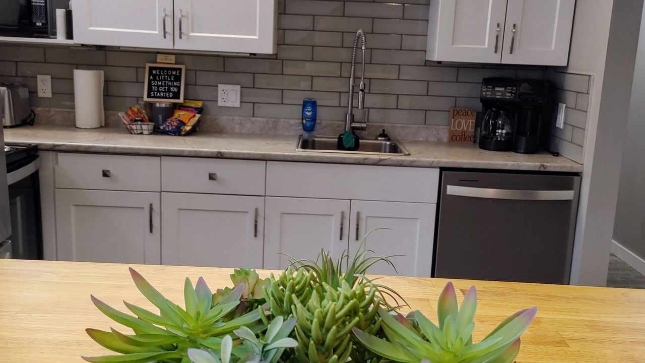Photo of Kitchen in Okanagan-Similkameen