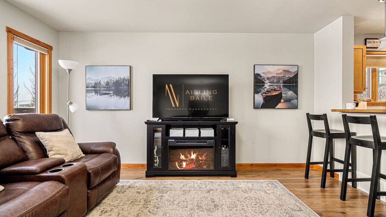 Photo of Livingroom in East Kootenay