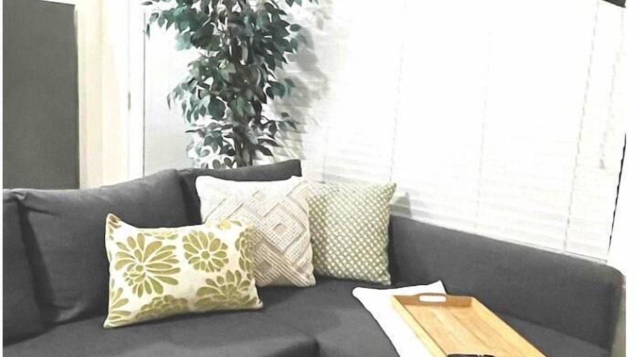 Photo of Livingroom in Marpole