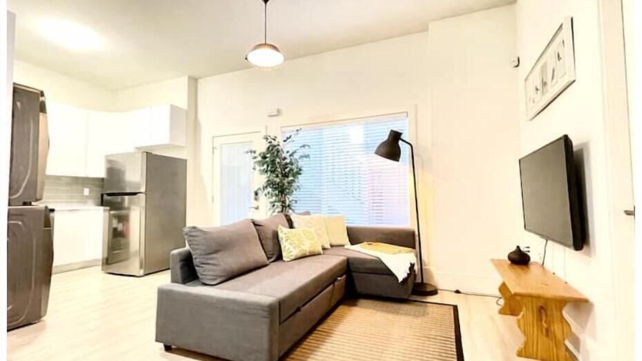 Photo of Livingroom in Marpole