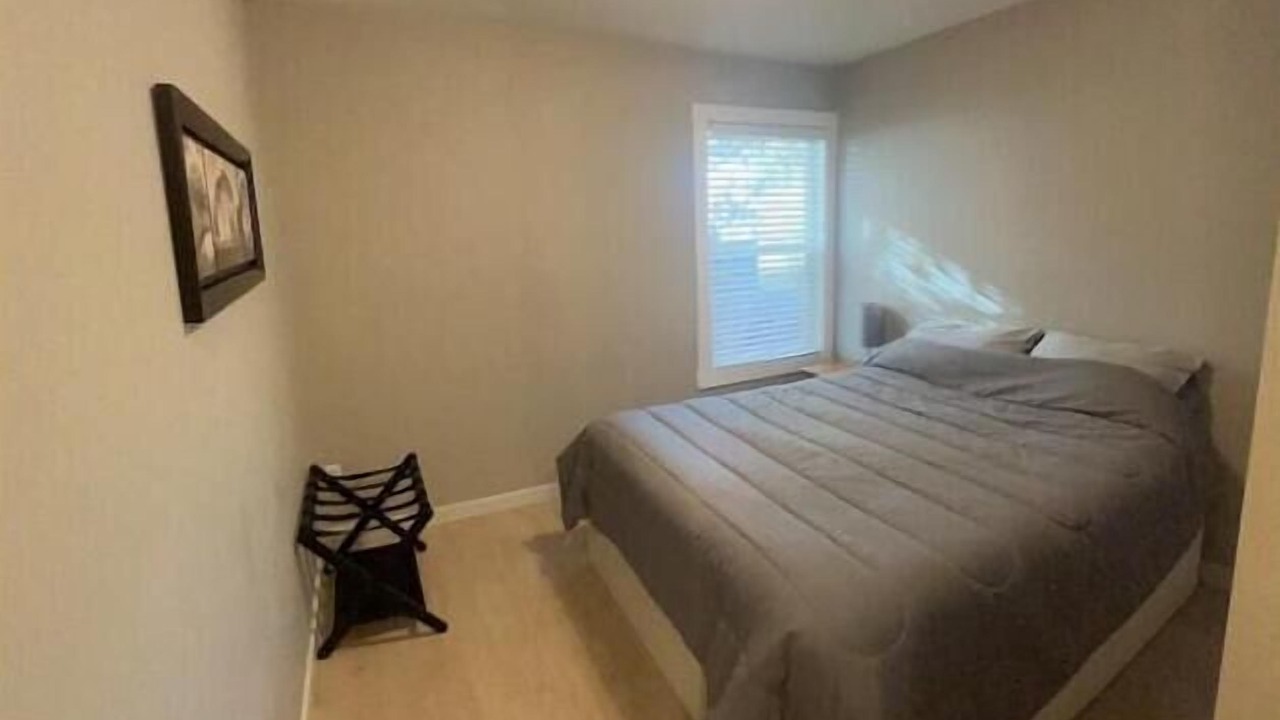Photo of Bedroom in Okanagan-Similkameen