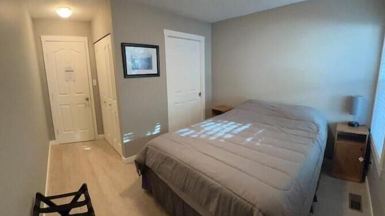 Photo of Bedroom in Okanagan-Similkameen