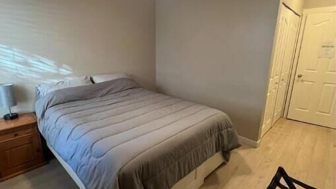 Photo of Bedroom in Okanagan-Similkameen