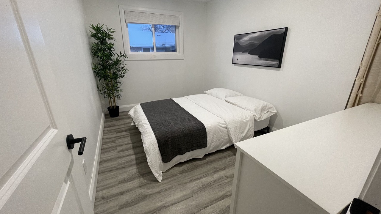 Photo of Bedroom in Ottawa Division