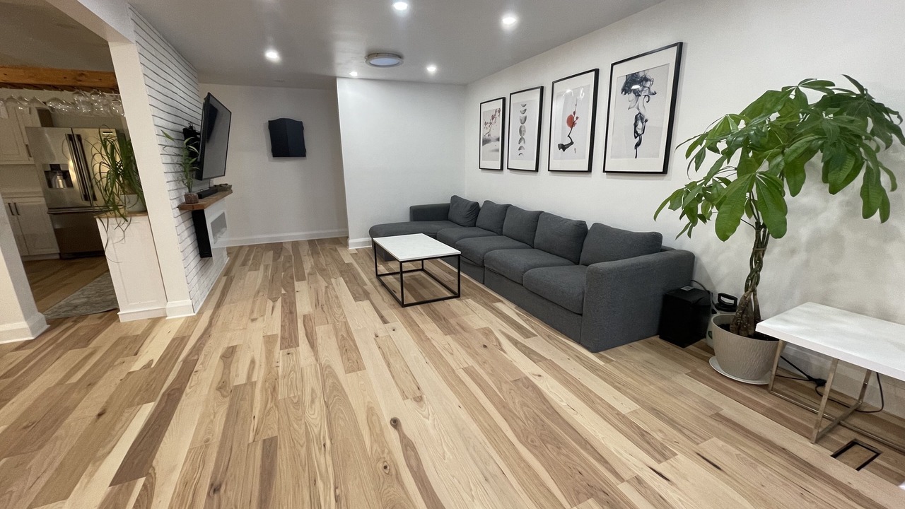 Photo of Livingroom in Ottawa Division