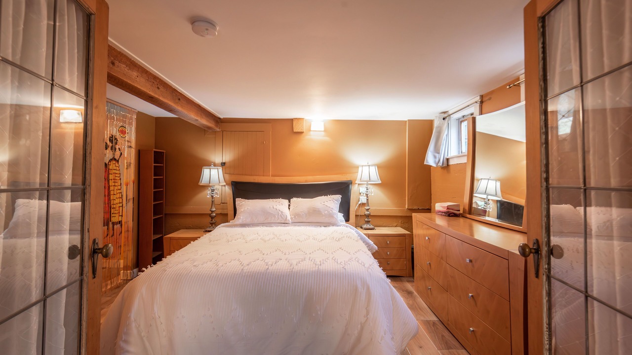 Photo of Bedroom in Shawnigan Lake