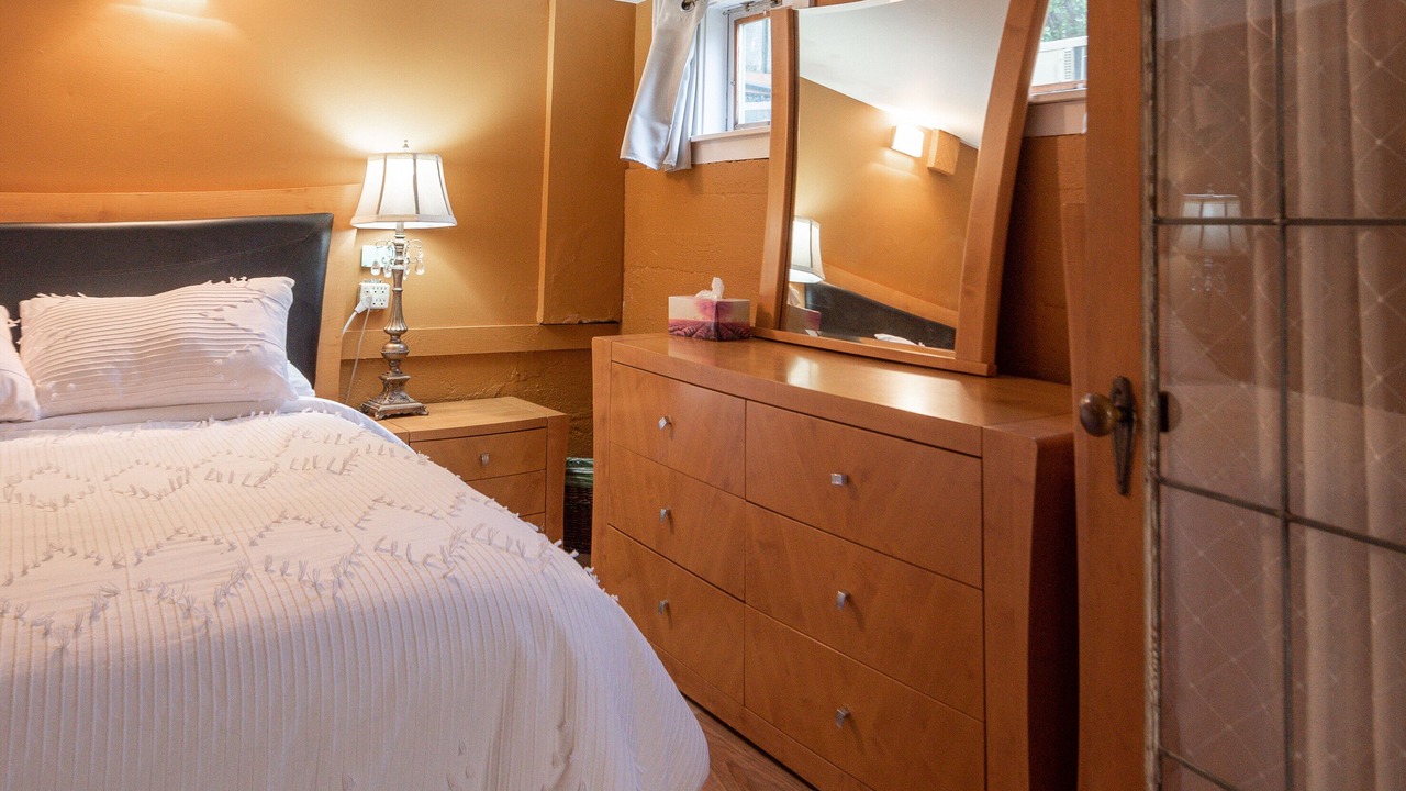 Photo of Bedroom in Shawnigan Lake