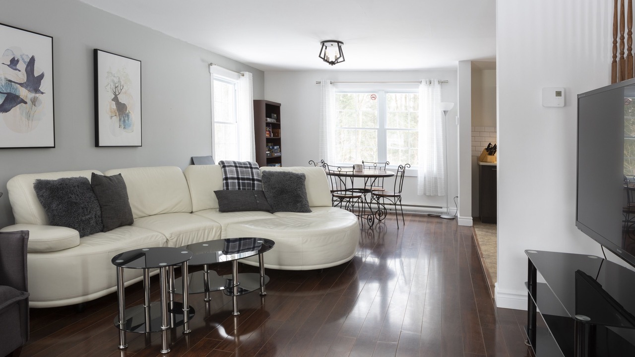 Photo of Livingroom in Sutton