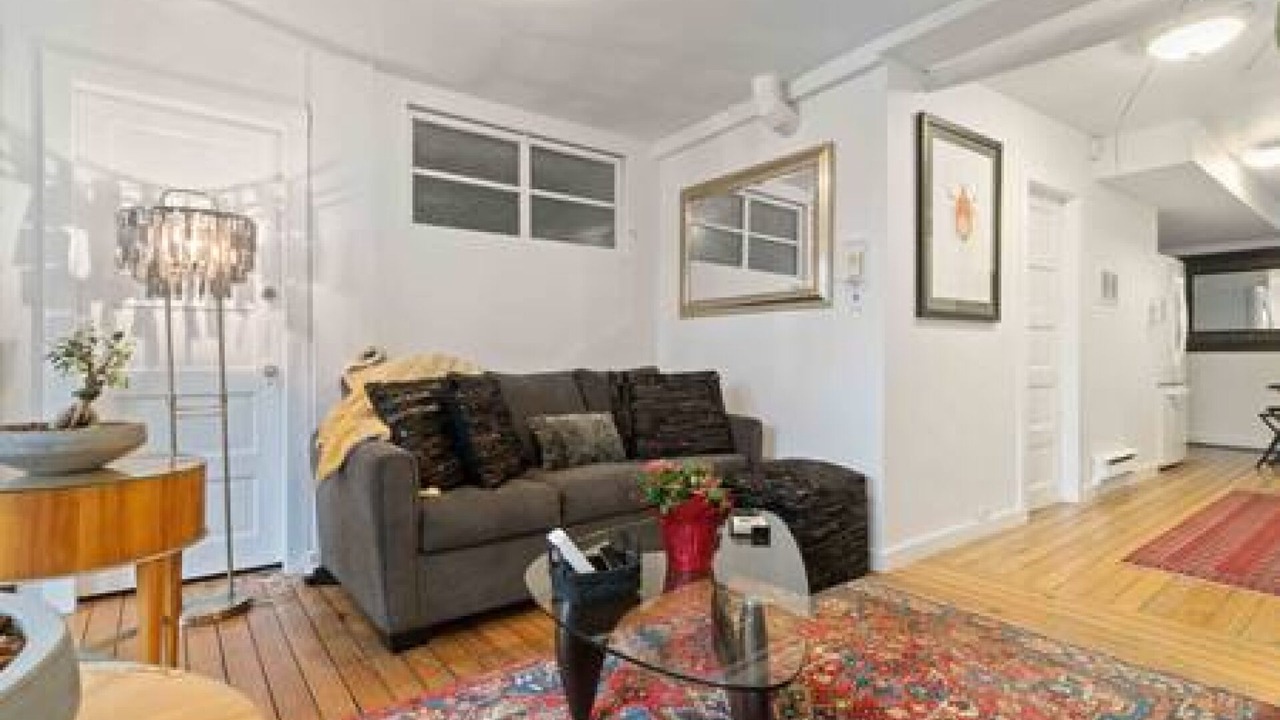 Photo of Livingroom in Upper Lonsdale