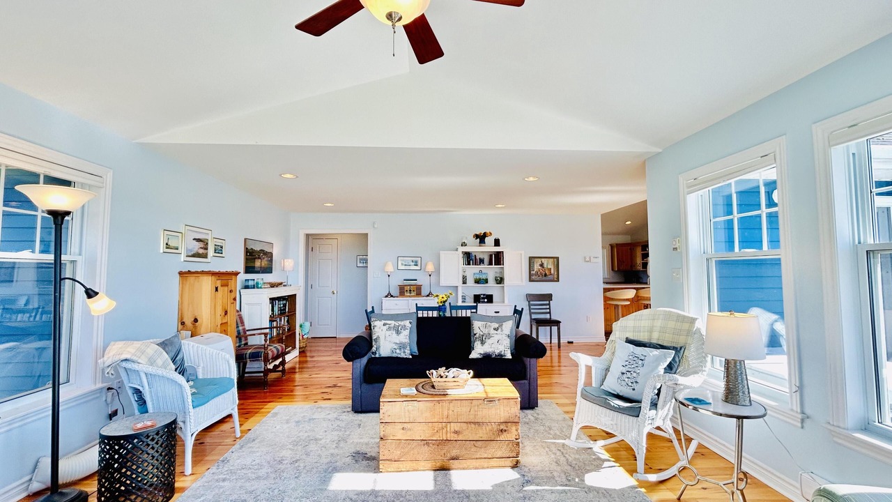 Photo of Livingroom in Clinton