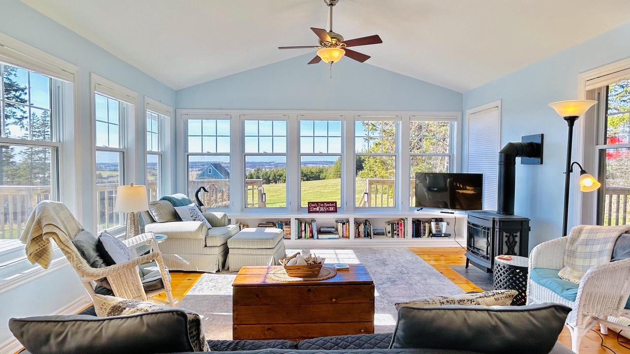 Photo of Livingroom in Clinton