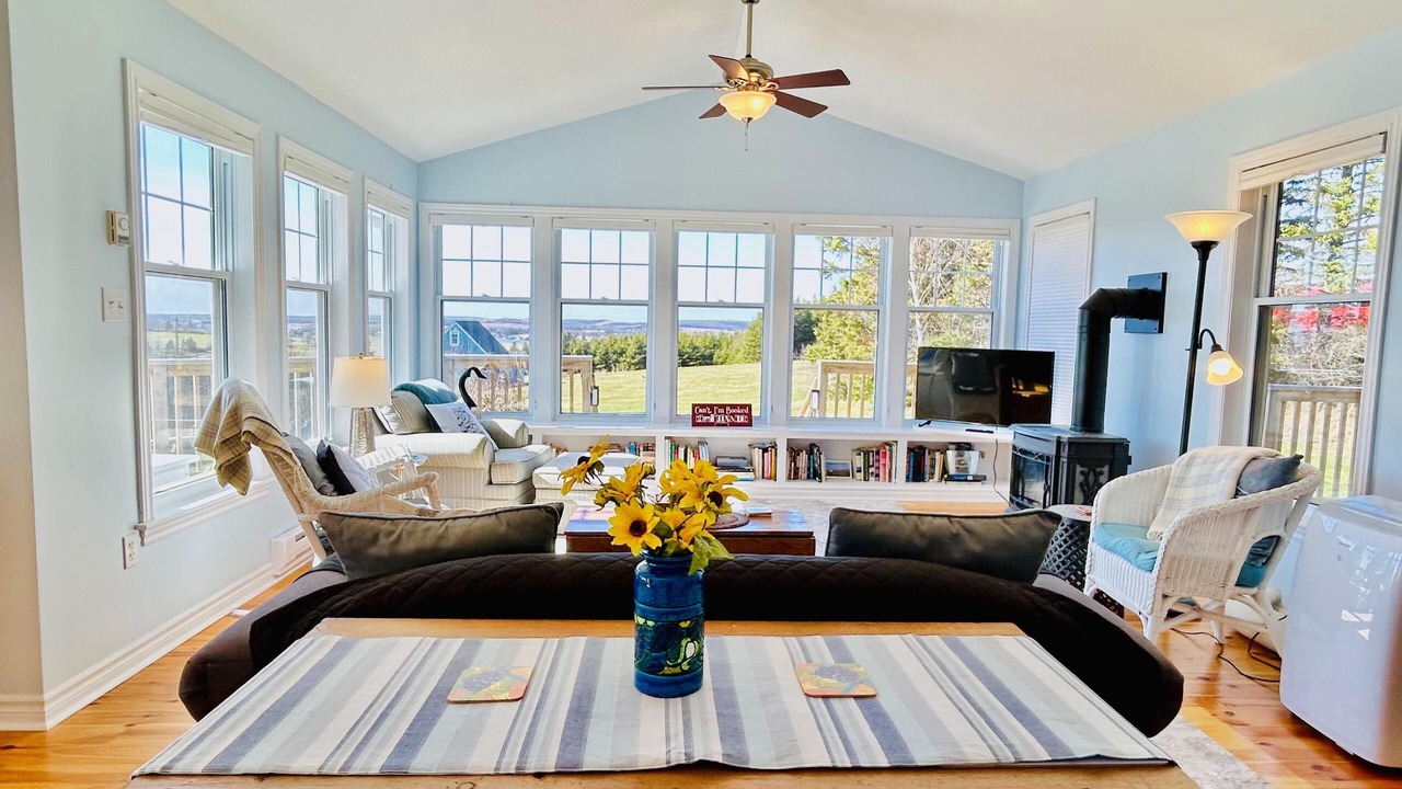 Photo of Livingroom in Clinton