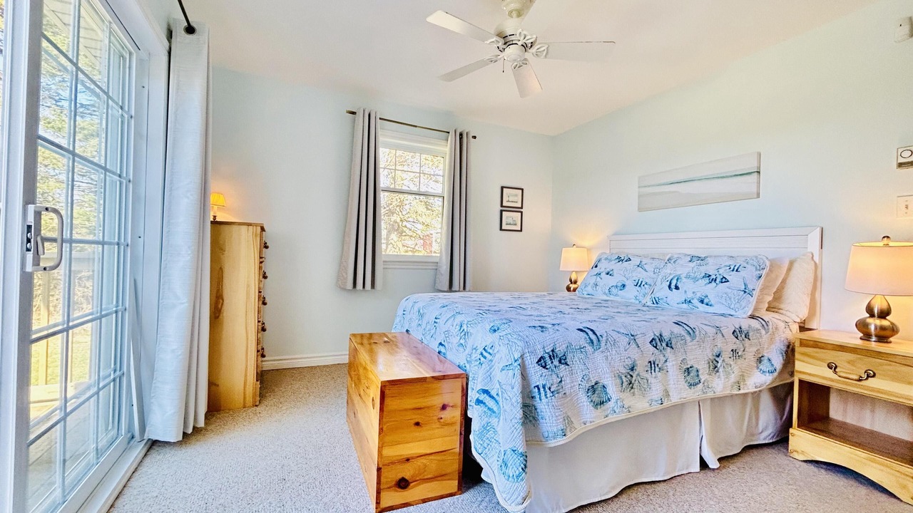 Photo of Bedroom in Clinton