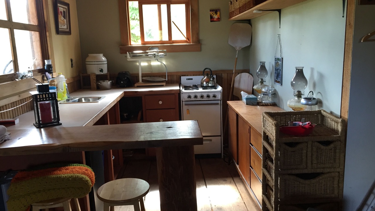 Photo of Kitchen in Shawnigan Lake