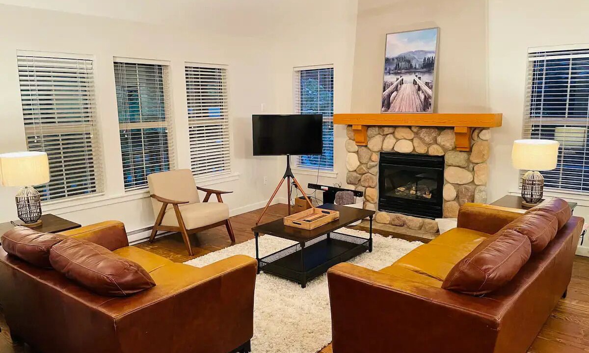 Photo of Livingroom in Lindell Beach