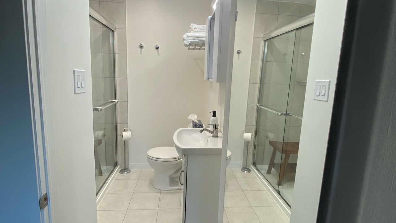 Photo of Bathroom in Louth