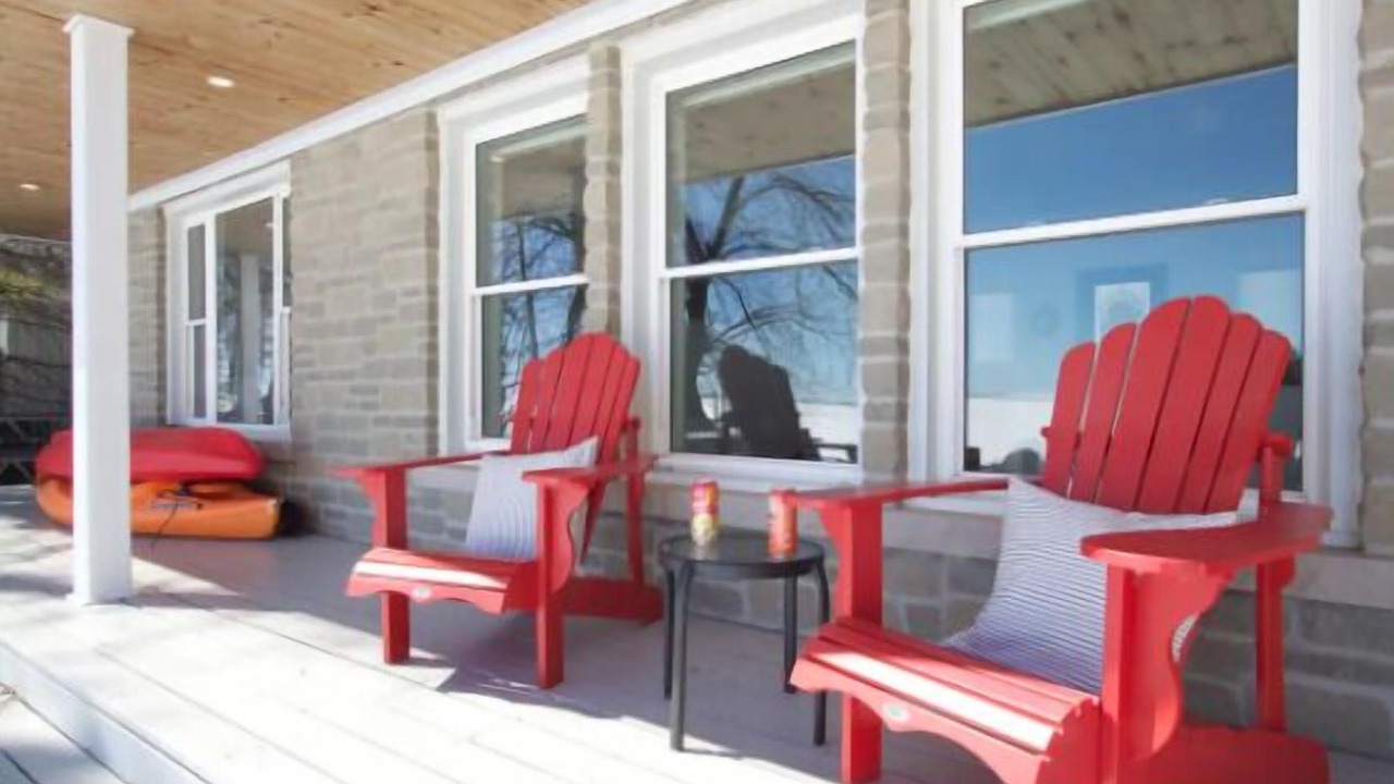 Photo of Patio Balcony in Big Bay Point