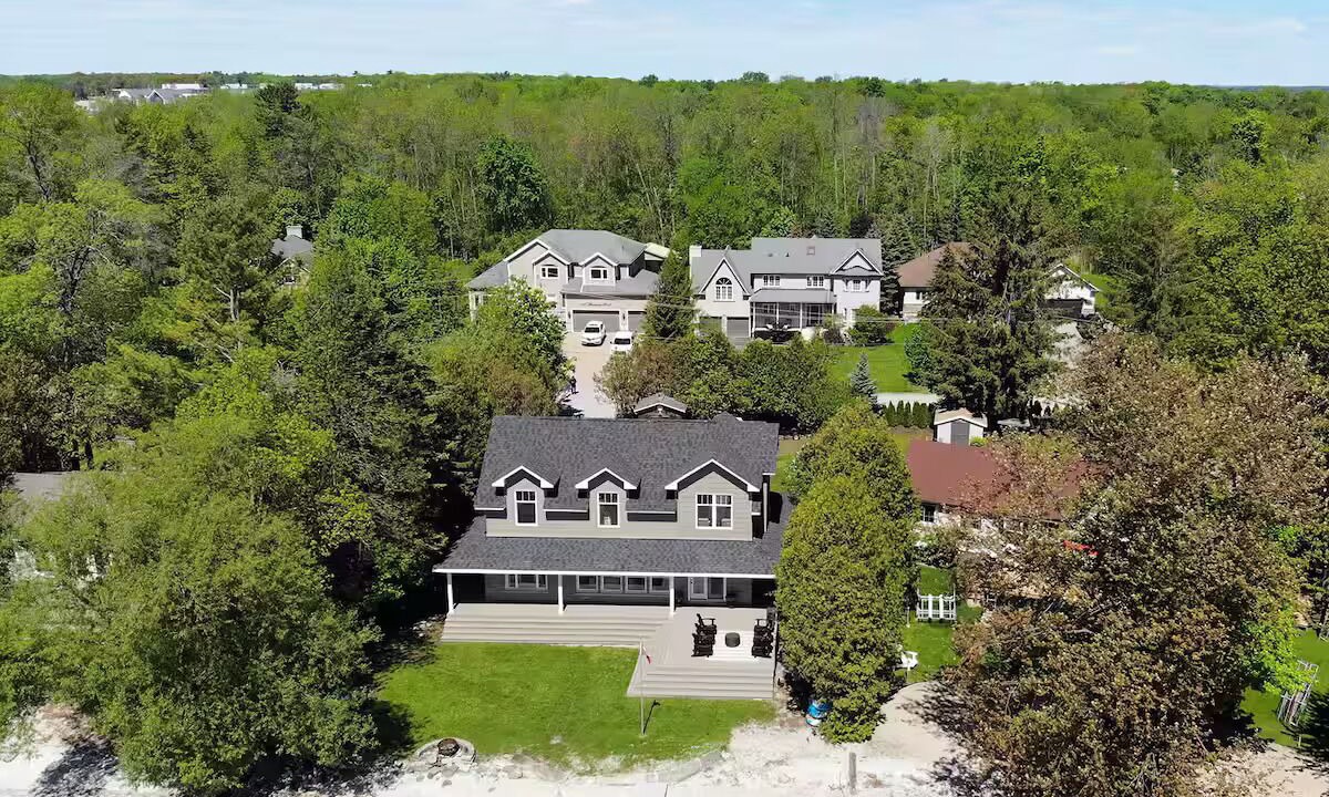 Photo of Outdoor in Big Bay Point