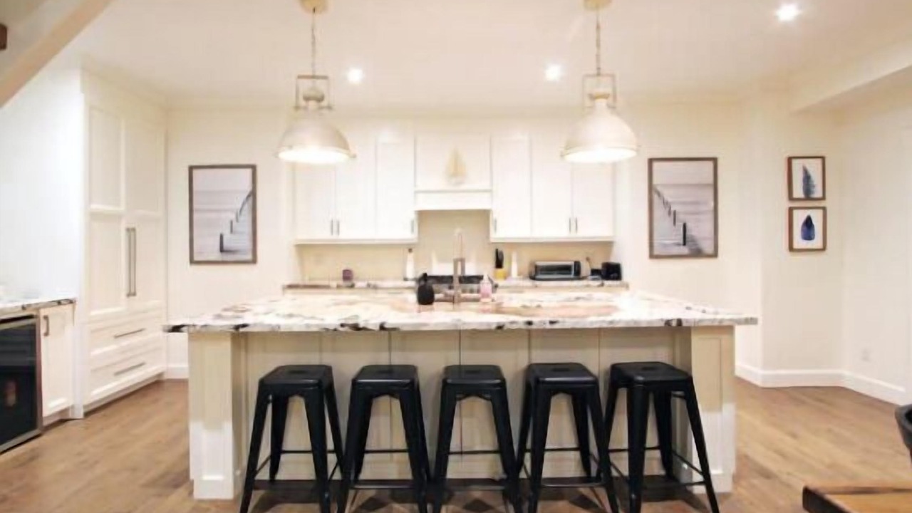 Photo of Kitchen in Big Bay Point
