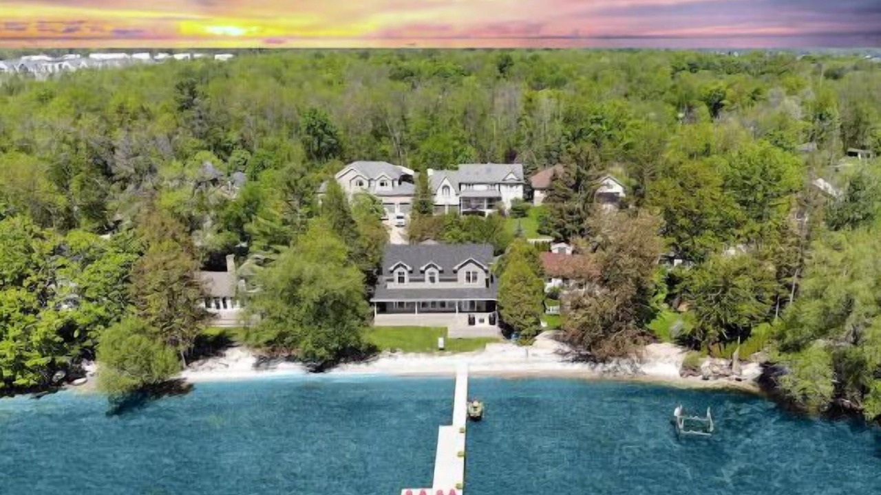 Photo of Outdoor in Big Bay Point