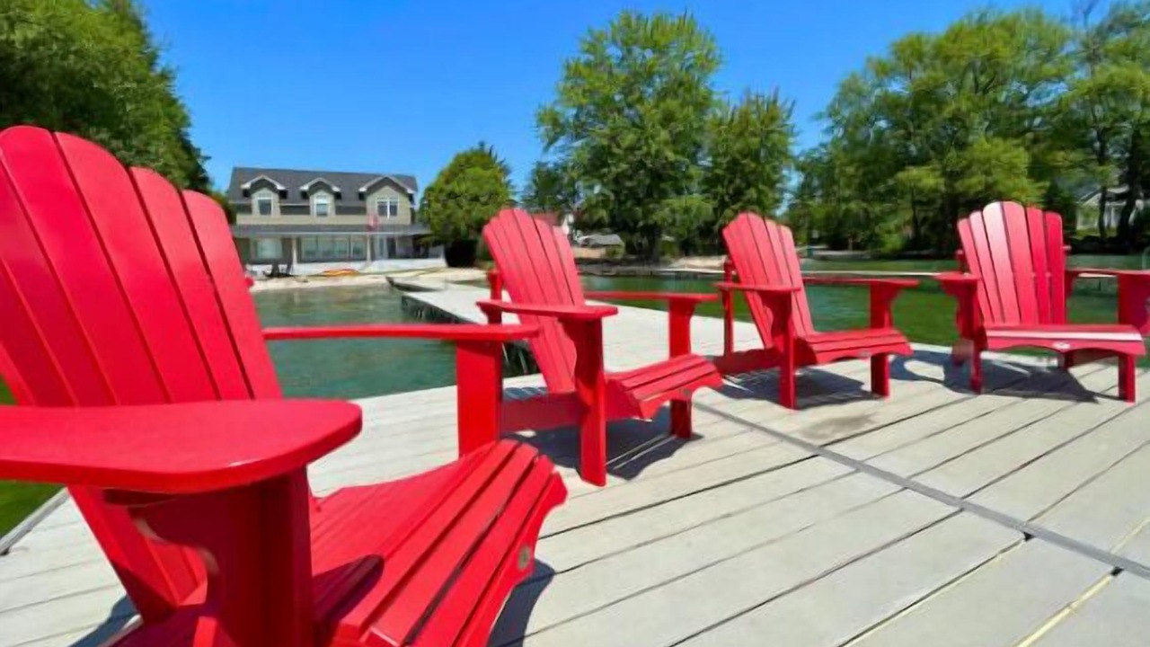 Photo of Patio Balcony in Big Bay Point