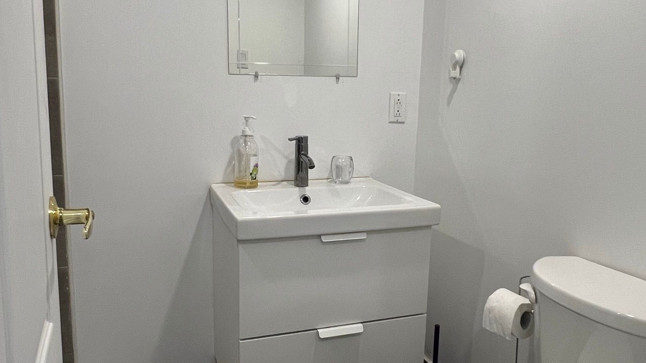 Photo of Bathroom in Mont-Royal