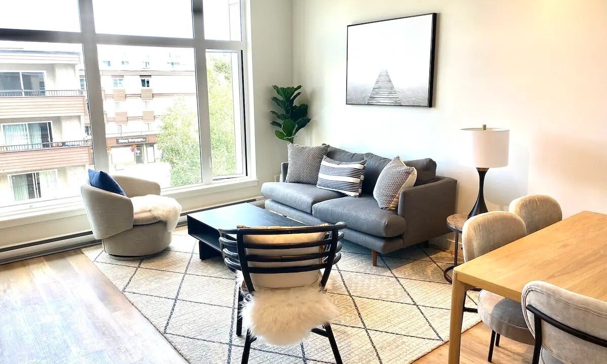 Photo of Livingroom in Booktown