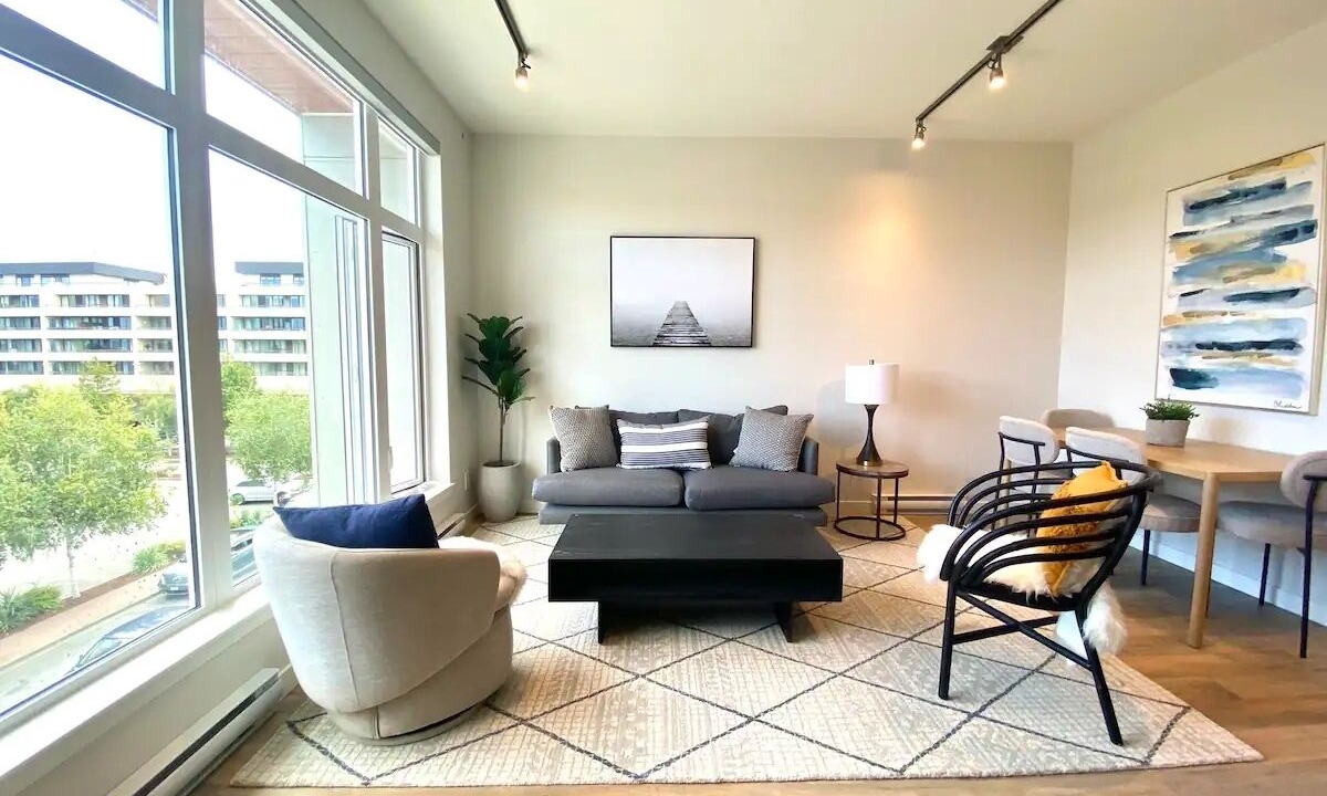 Photo of Livingroom in Booktown