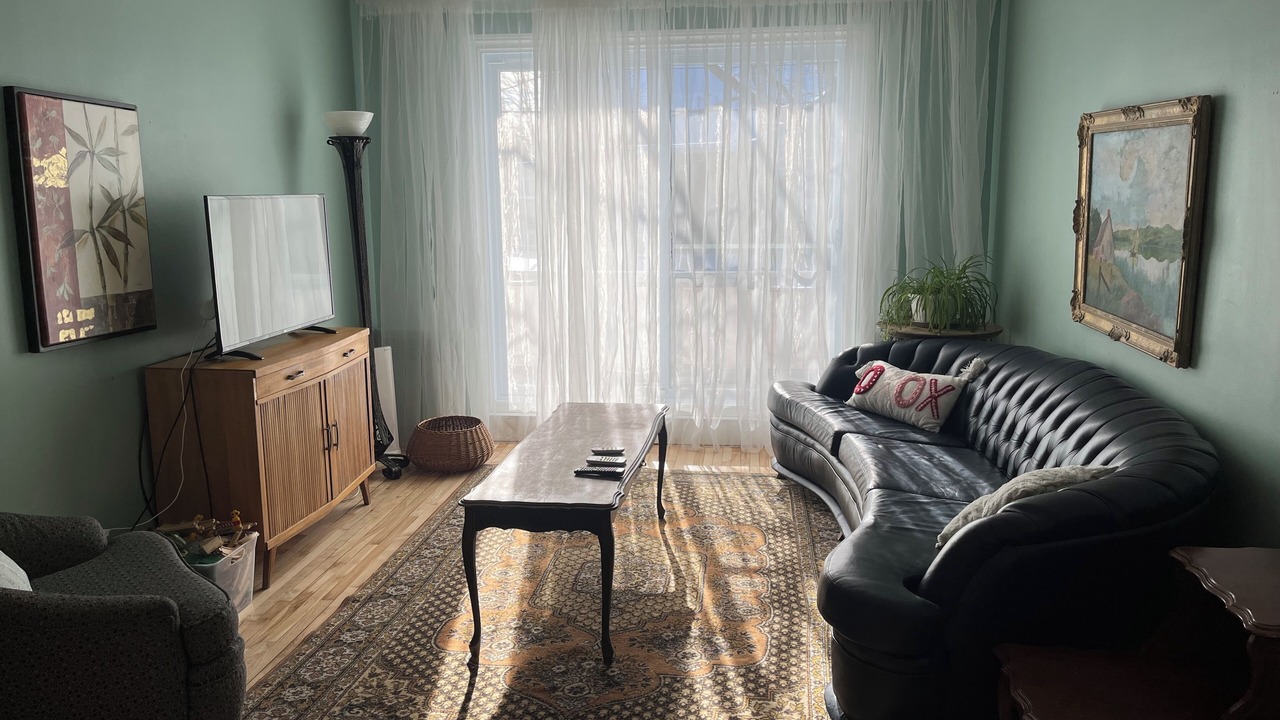 Photo of Livingroom in Sault-au-Recollet