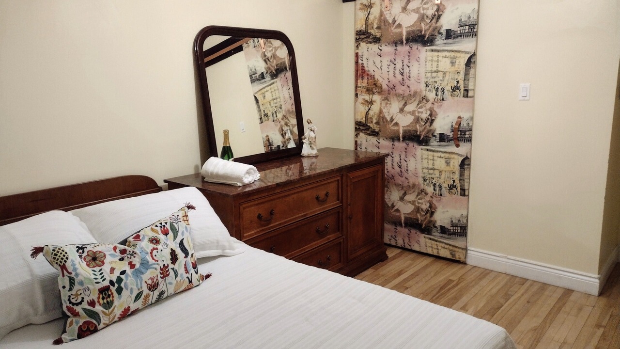 Photo of Bedroom in Sault-au-Recollet