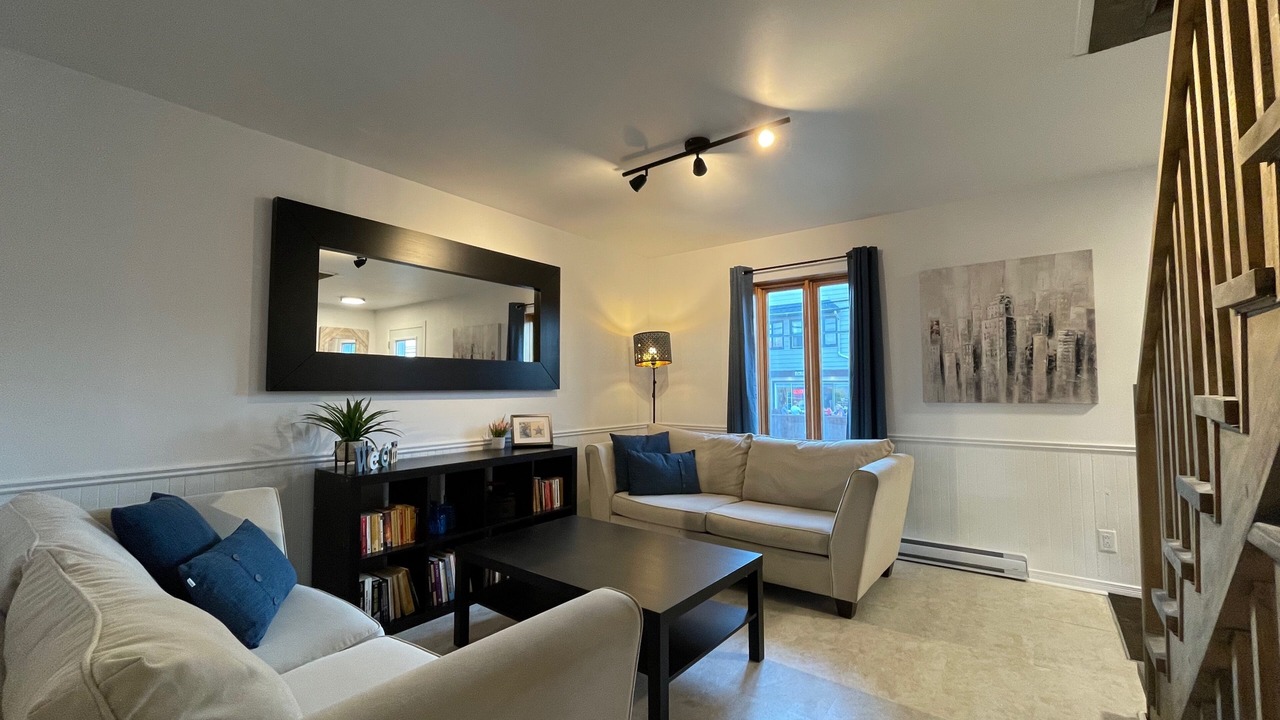 Photo of Livingroom in Mandeville