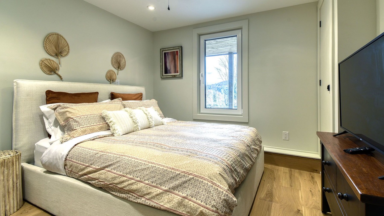 Photo of Bedroom in Mont-Tremblant Village