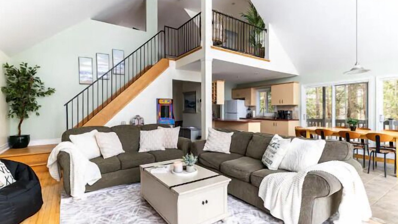 Photo of Livingroom in Springwater