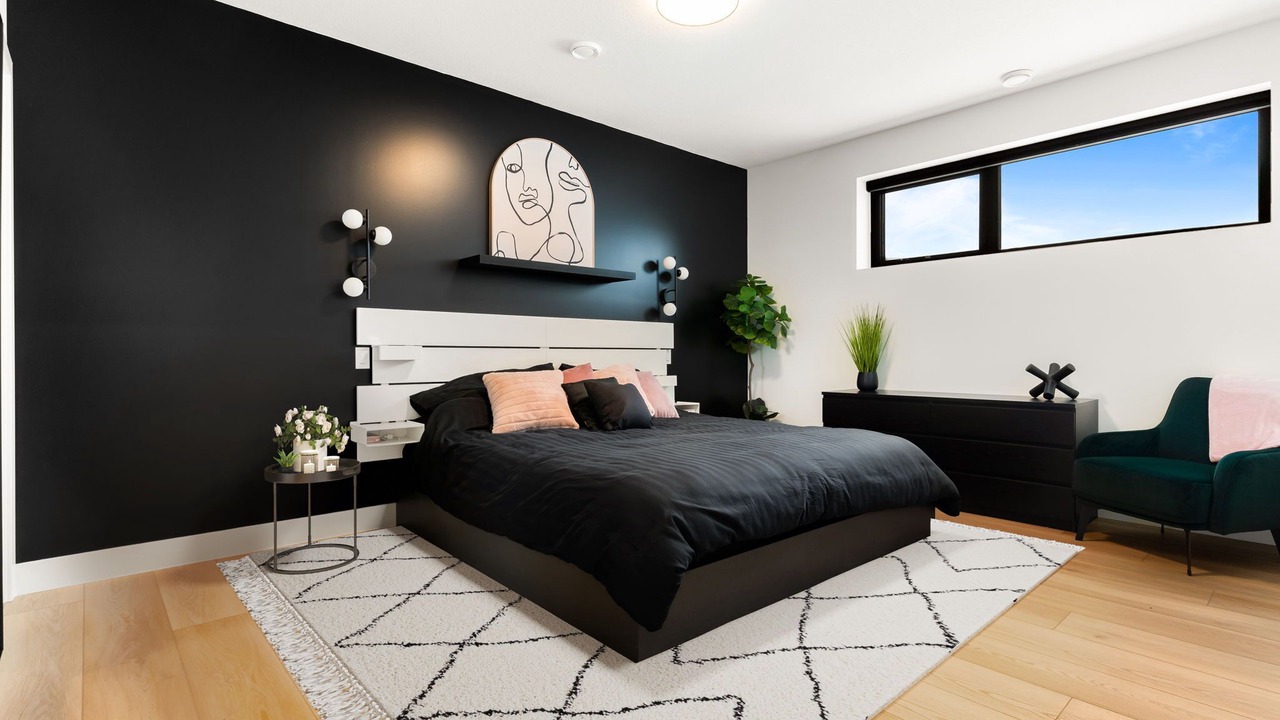 Photo of Bedroom in White City