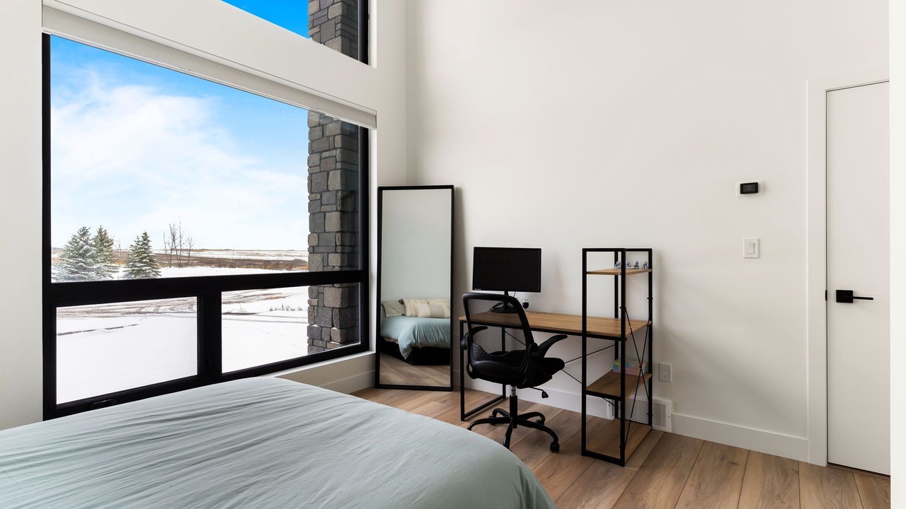 Photo of Bedroom in White City