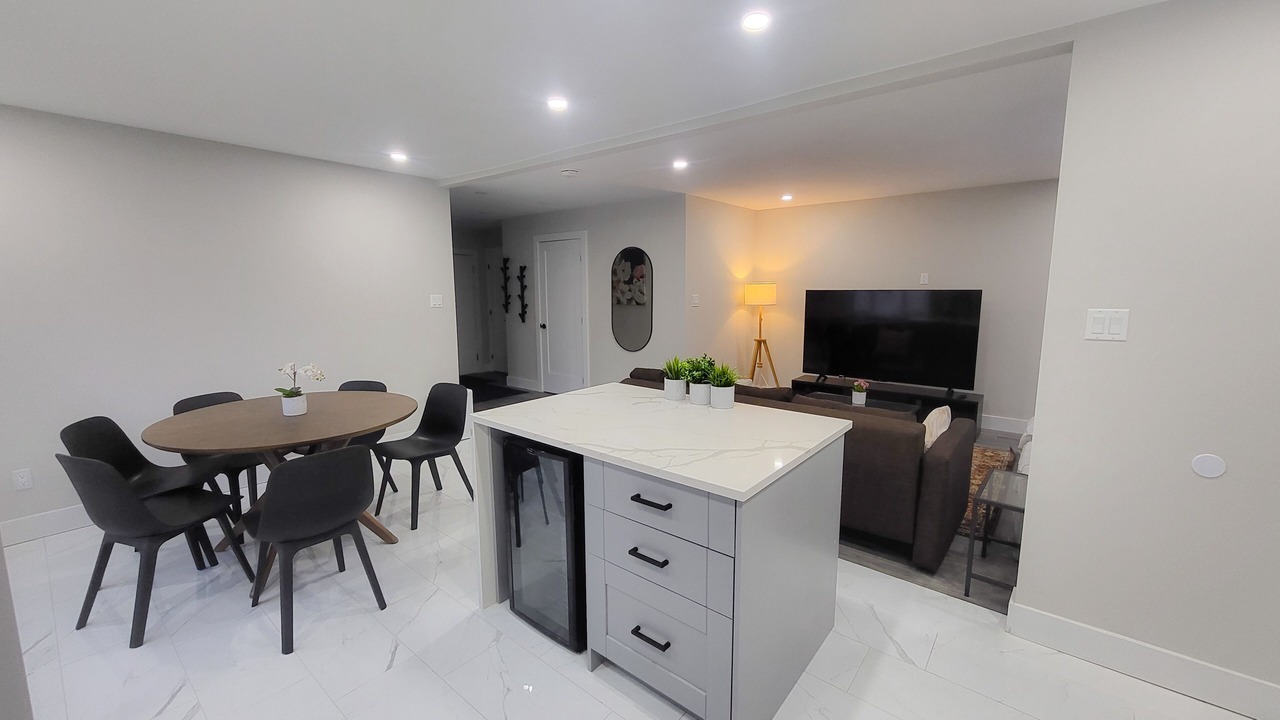 Photo of Livingroom in Vanier