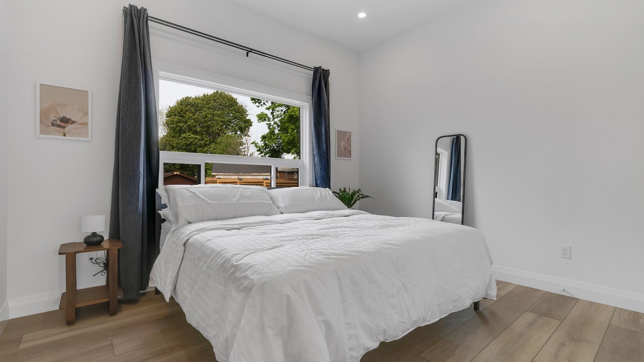 Photo of Bedroom in Bowmanville