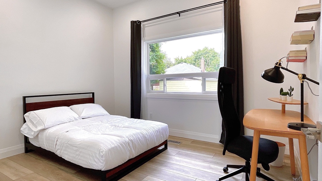 Photo of Bedroom in Bowmanville