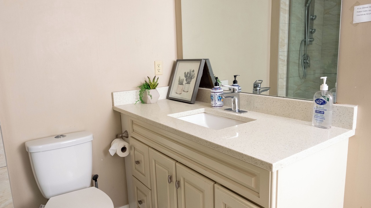 Photo of Bathroom in Sunnyside