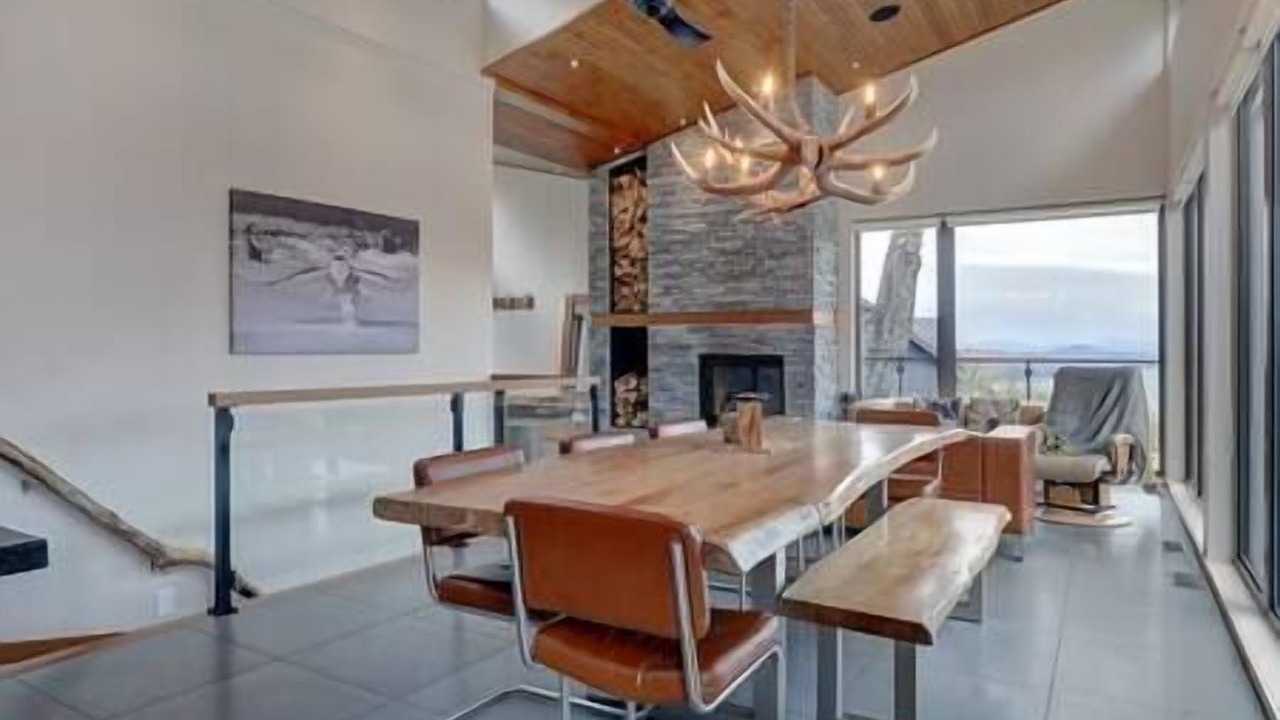Photo of Bedroom in Owl's Head Ski Resort