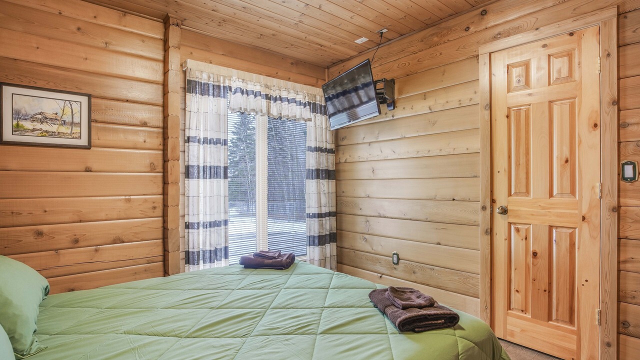 Photo of Bedroom in Central Alberta