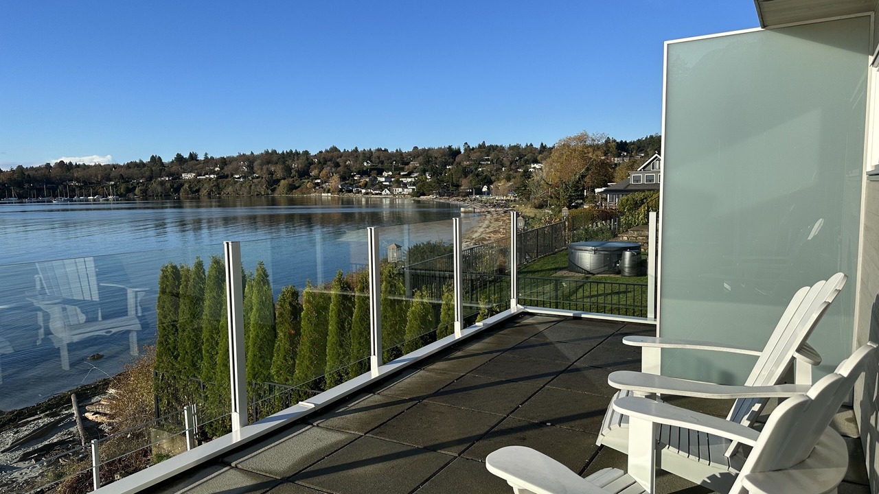 Photo of Patio Balcony in Saanich East