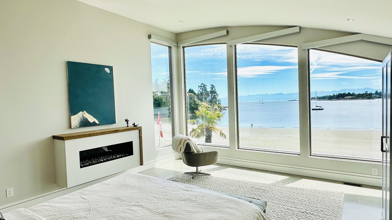 Photo of Bedroom in Saanich East